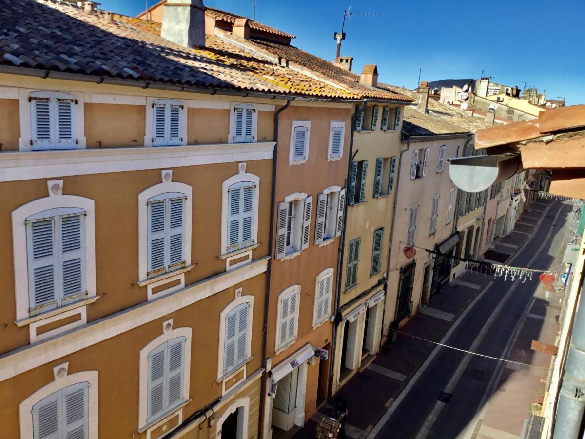 Ravissant Studio Climatise Gambetta Misericorde Au Coeur De Сен-Тропе Екстер'єр фото